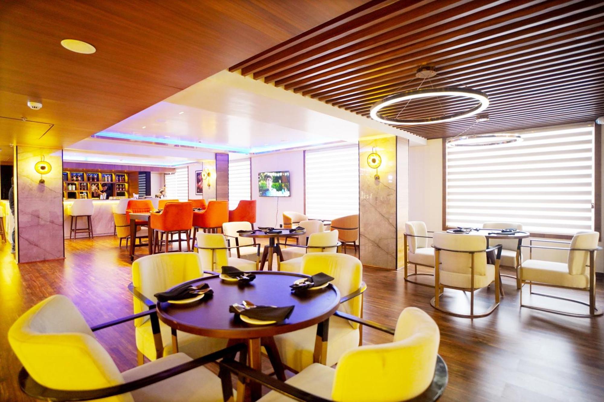 Ishaan Sarovar Portico Deoghar Buitenkant foto