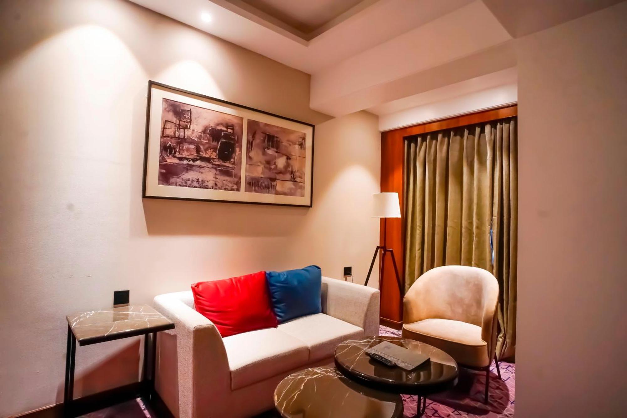 Ishaan Sarovar Portico Deoghar Buitenkant foto